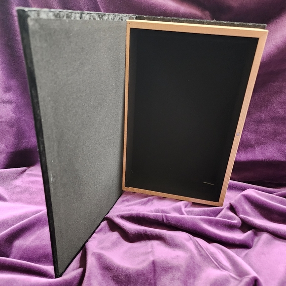 Skull Book Box Hidden Storage Secret Storage Box Black Velvet - Picture 7 of 8